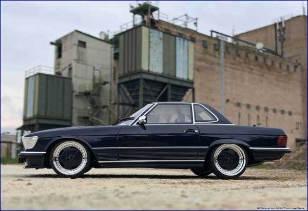 1:18-Tuning Mercedes-560-SL-6.0 R107-AMG-Coupe-Midnight-Blue